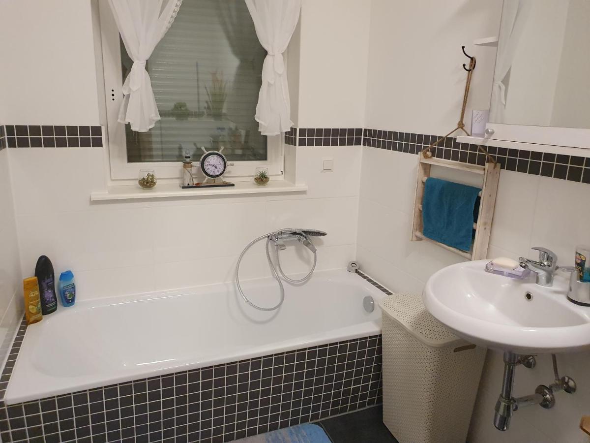 Ferienwohnung Lindenblick อาห์เรนส์เฟลเดอ ภายนอก รูปภาพ
